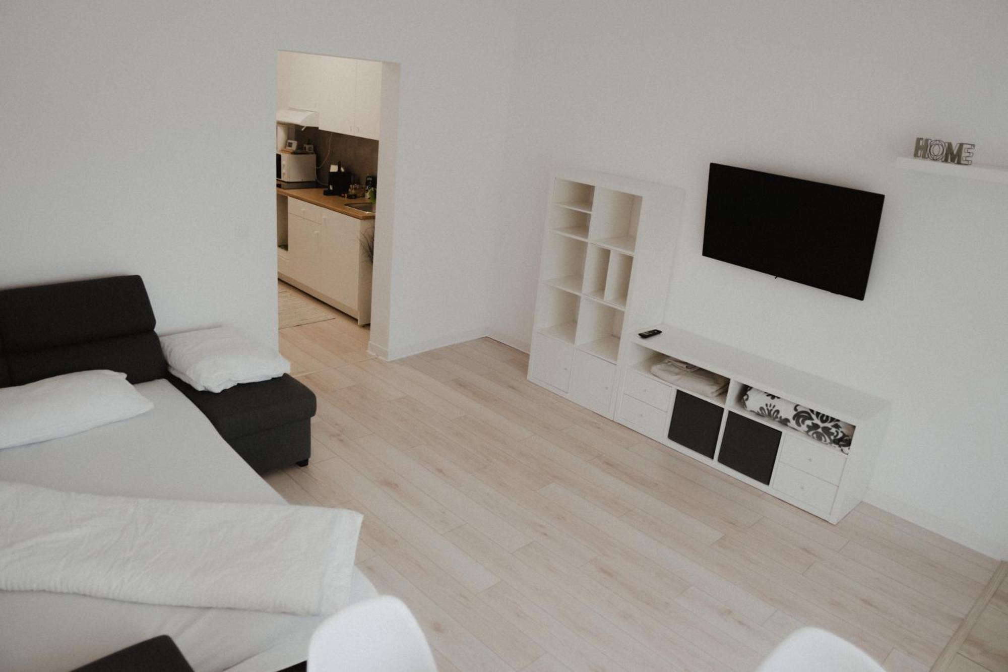 Paulaapartment&Rooms Орадя Экстерьер фото